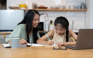 Singapore home tutor providing 1-to-1 teaching for a primary student